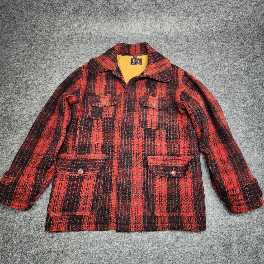 Woolrich Vintage Mens Red Black Buffalo Plaid Hunting Mackinaw Chore Jacket 44
